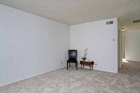 5th image of 2331 Highbury Ave APT 25