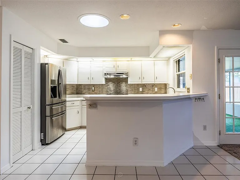 923 Sand Crest Dr — Photo 12