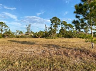 1527 NE 36th Ln, Cape Coral, FL 33909
