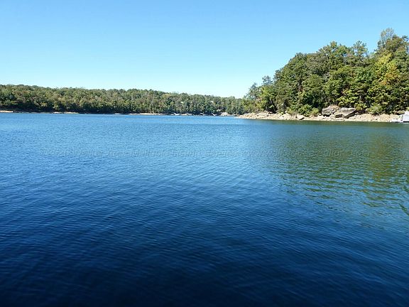 3rd image of 616 County Road 102