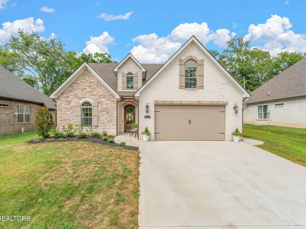 1470 Bronze Ln, Knoxville, TN 37922