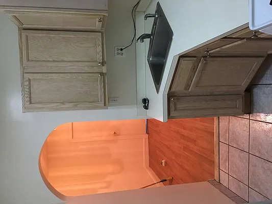 Rented by Melissa Conanan, LREB | media 4