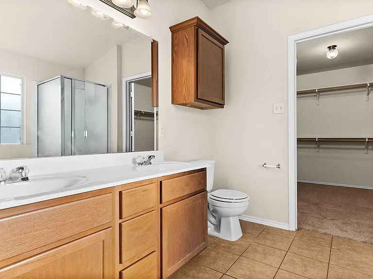 6106 Emilie Ln — Photo 8