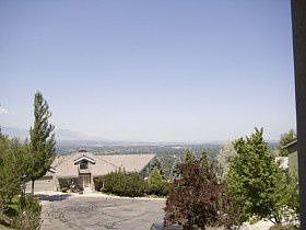 2nd image of 4925 Mountain Ln