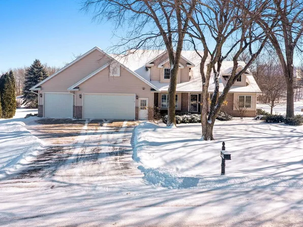 4274 Bellhaven Ln, Oshkosh, WI 54904