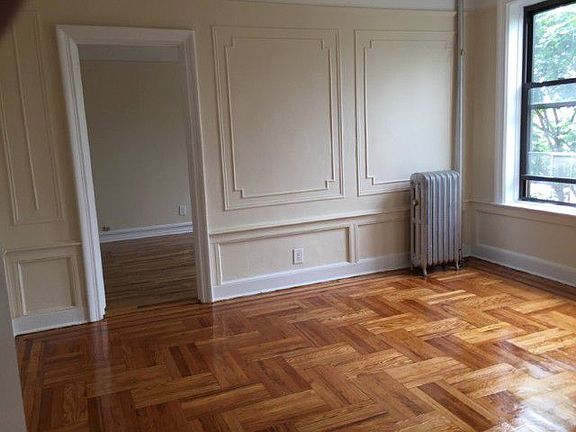 3rd image of 2576 41st St APT 3F