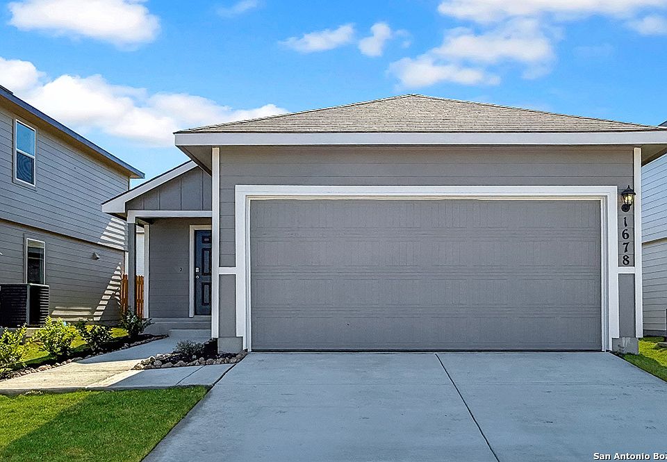 1st image of 1678 House Finch Drive