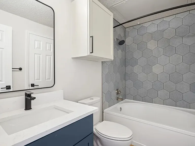 18958 Dallas Pkwy #1 — Photo 10