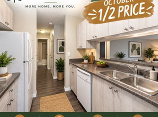 2207 118th St NW #1-BEDROOM, Edmonton, AB T6J6L8