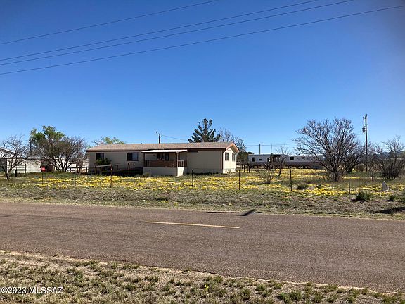 2nd image of 176 E Richland Way