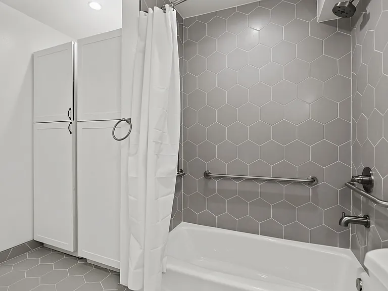 Western Lux — Photo 29