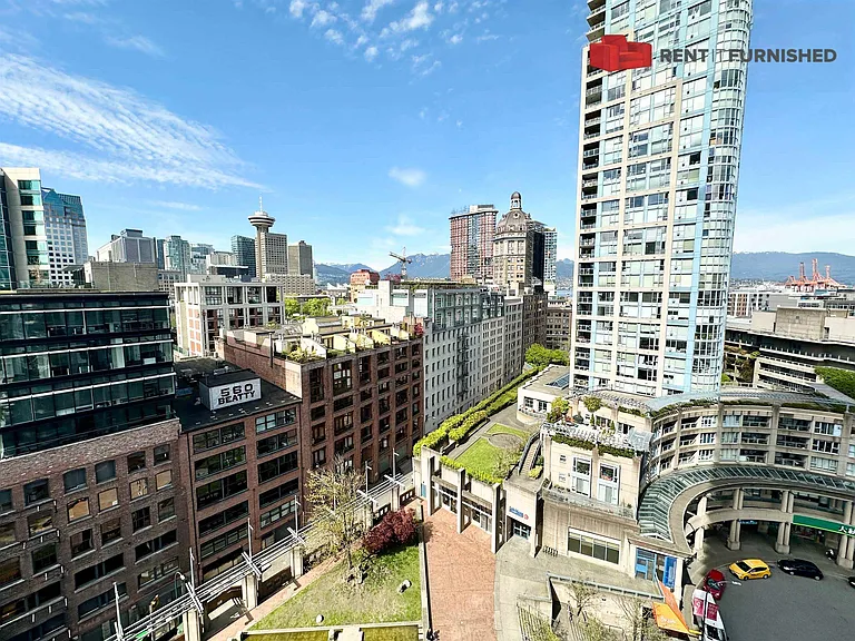 188 Keefer Pl — Photo 17