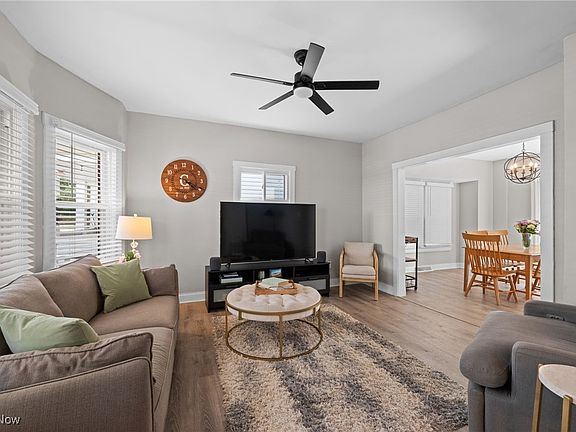 4th image of 1288 Hall Ave