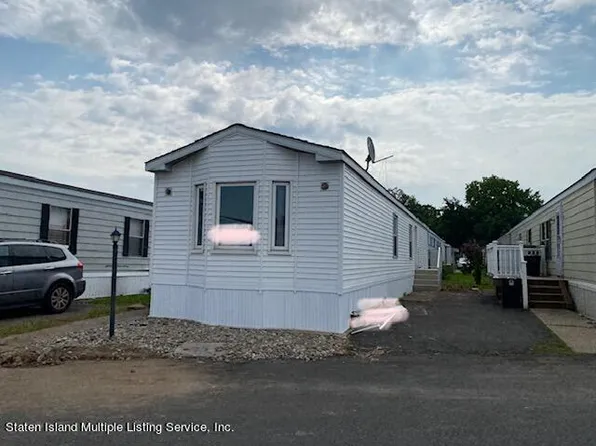 2701 Goethals Rd N APT F13, Staten Island, NY 10303