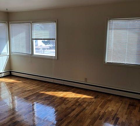 2nd image of 837 Rainbow Dr #A-b