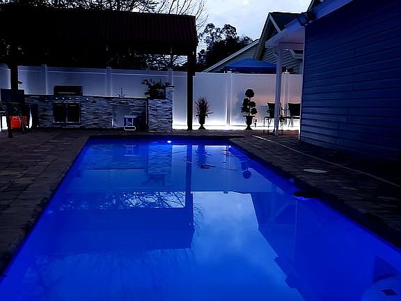 4th image of 7508 Pacific Heights Cir