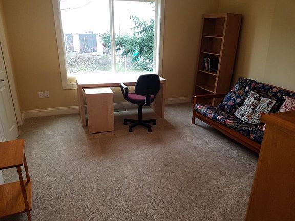 3rd image of 4816 SW View Point Ter #1