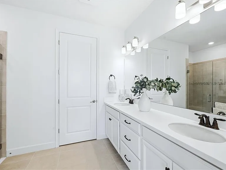 4733 Tortona Ct — Photo 29