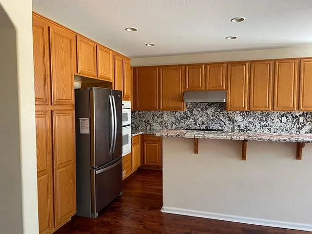 5005 Beach Wood Dr — Photo 8