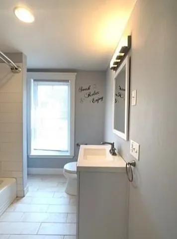 323 Bainbridge St #2 — Photo 13