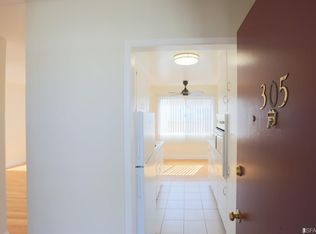 400 Orange St APT 305, Oakland, CA 94610