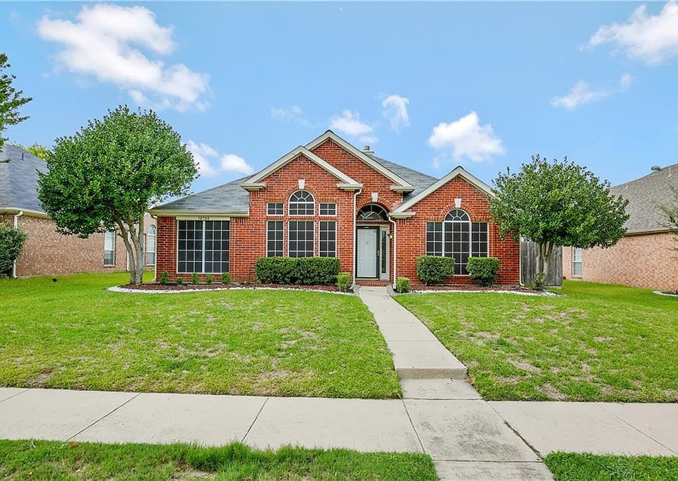 1st image of 10708 Camelot Dr