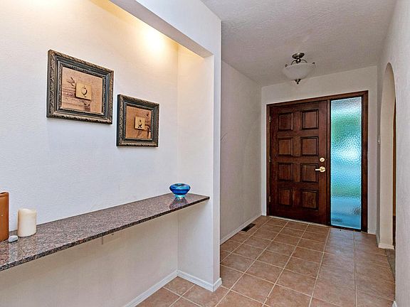 4th image of 2813 Casa Del Norte Dr NE