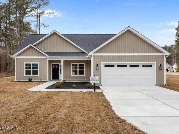 100 Maple Court, Havelock, NC 28532