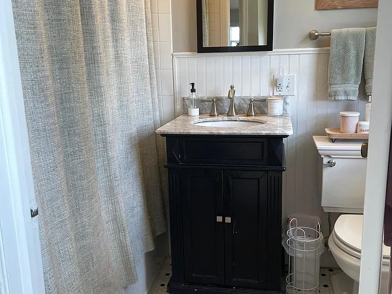 402 Elliger Ave — Photo 20
