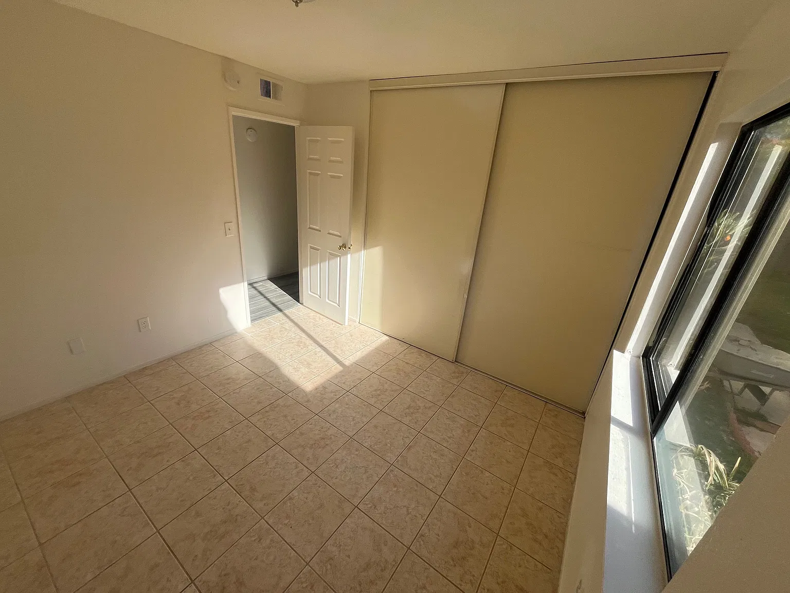 Thornberry Cir, Moreno Valley — Photo 1