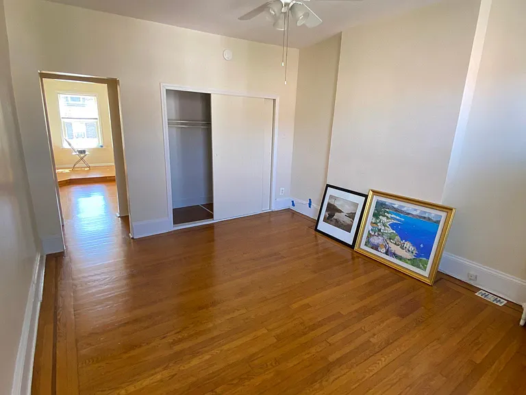 725 Bloomfield St — Photo 8