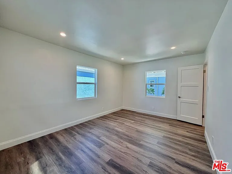 501 S Gaylord Dr — Photo 9