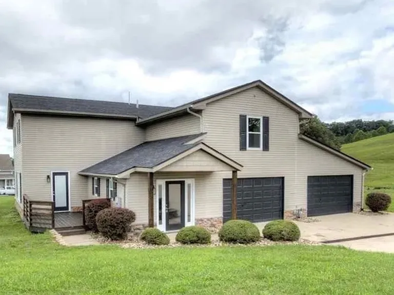 200 Jessie Ln #3 — Photo 2