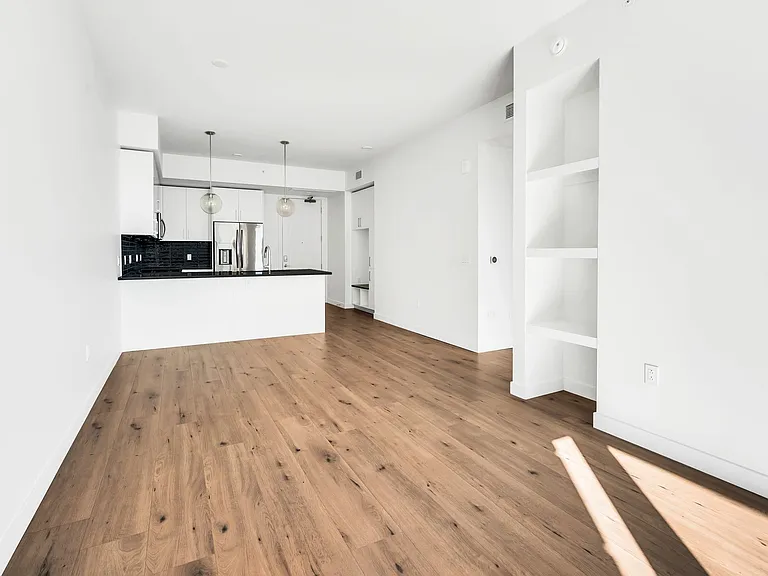 1212 Demonbreun St #1210 — Photo 22