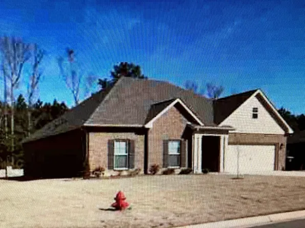 1818 Magnolia Ln, Cullman, AL 35055