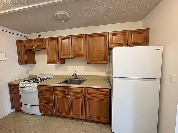 3rd image of 44 Washington St APT 308
