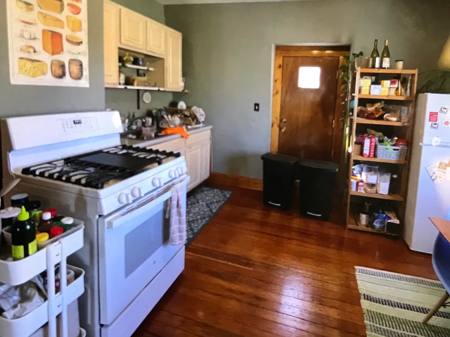 1 bed, 400 sqft, $2,300 — Photo 4