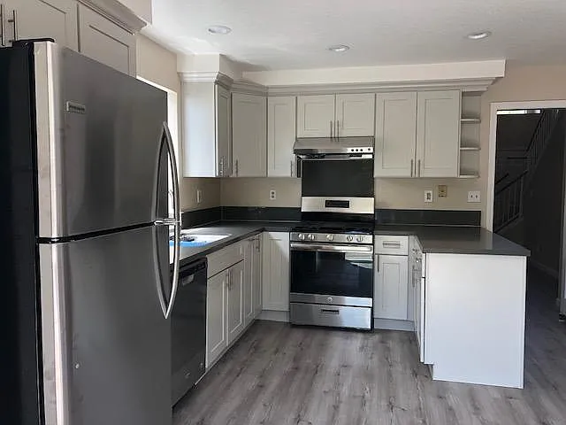 1438 Cuciz Ln — Photo 4