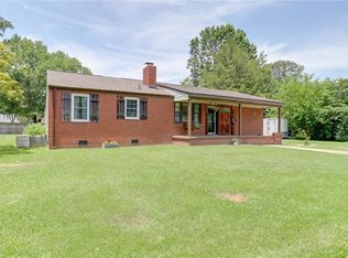 1319 Elder Ave, Chesapeake, VA 23325