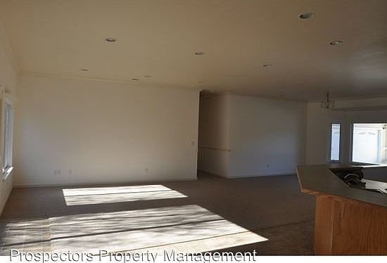 4th image of 1895 Silverwings Ct
