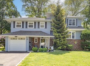 2284 Sunrise Ct, Scotch Plains, NJ 07076