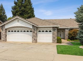 2592 Sullivan Dr, Auburn, CA 95603