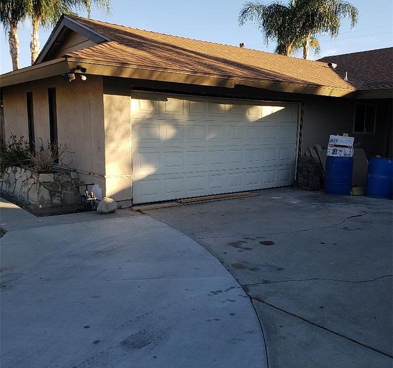 1st image of 25939 E 28th St