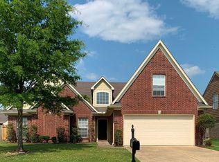 5729 Deer Ridge Dr, Southaven, MS 38672