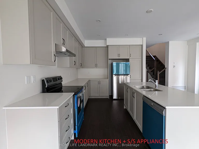 67 Laing Dr — Photo 5