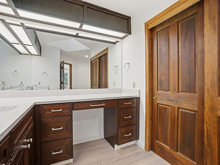 2561 Rolling Hills Ct — Photo 24