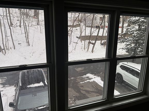 5th image of 40 Thomas St APT 3