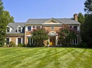 9201 Stapleford Hall Pl, Rockville, MD 20854