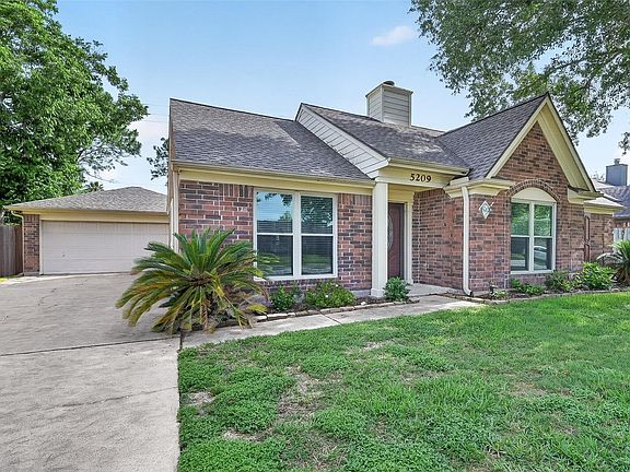 2nd image of 5209 Spring Circle Dr