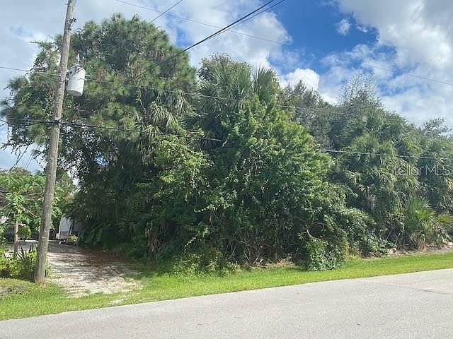 2nd image of Winslow Ln